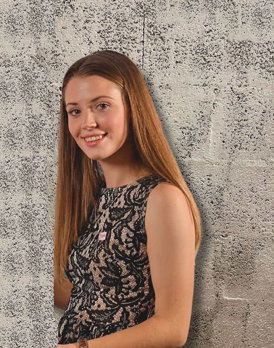 Ella (Lady in charge)